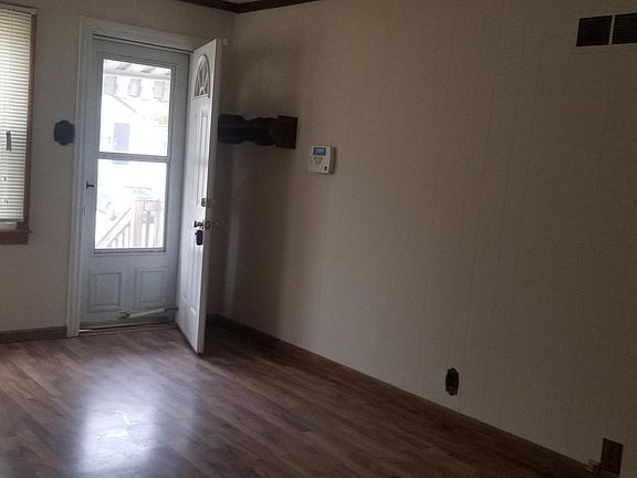 2nd image of 5510 Sunbury Ave