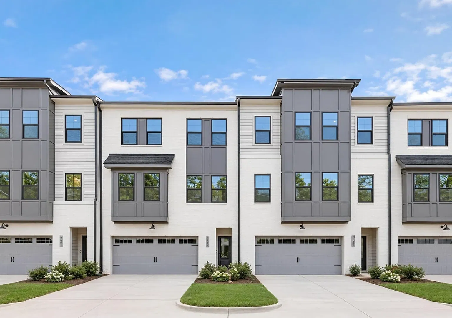 Modern New Construction Cary Townhome | 4 Bedrooms, & Prime Location — Photo 1