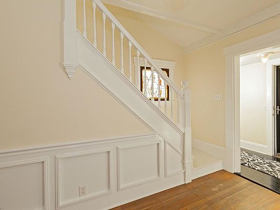 4th image of 296 North St