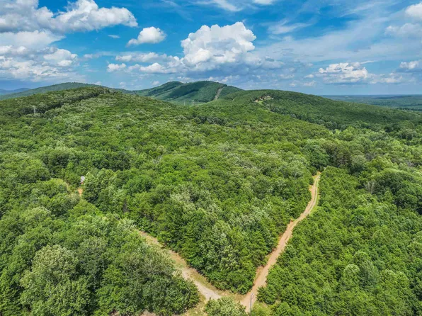 122 Whippoorwill Ln, Shipman, VA 22971