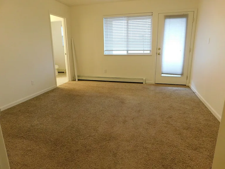3016 Oakwood Dr — Photo 9