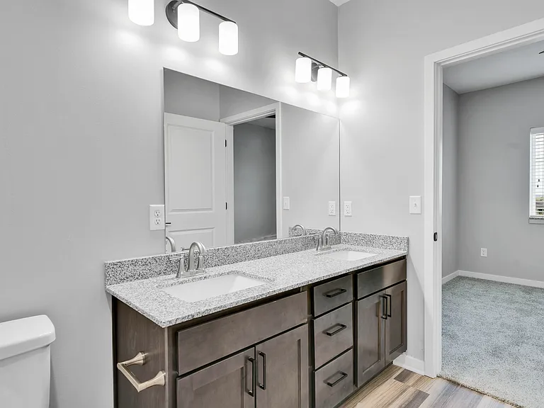 Bluestem Apartments — Photo 32