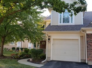 241 Steeplechase Ct, Schaumburg, IL