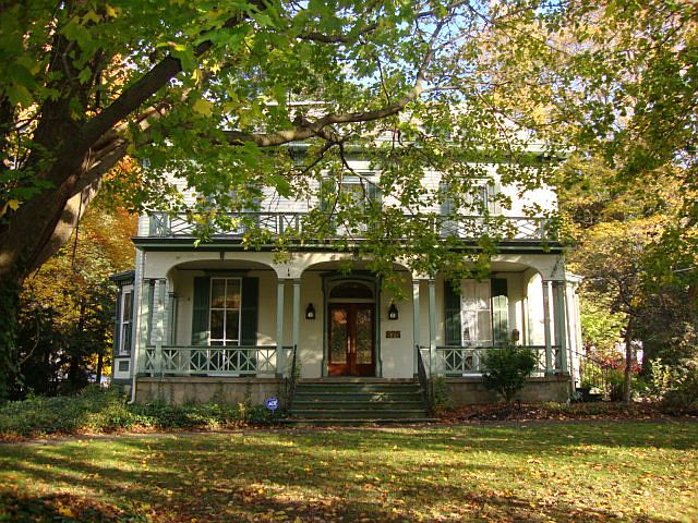 1st image of 875 Grove St