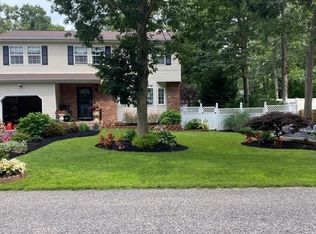 23 Dover Ave, Mastic, NY 11950