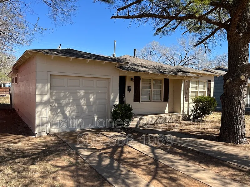 3 bed, 1.0 bath, 1070 sqft, $995 — Photo 1