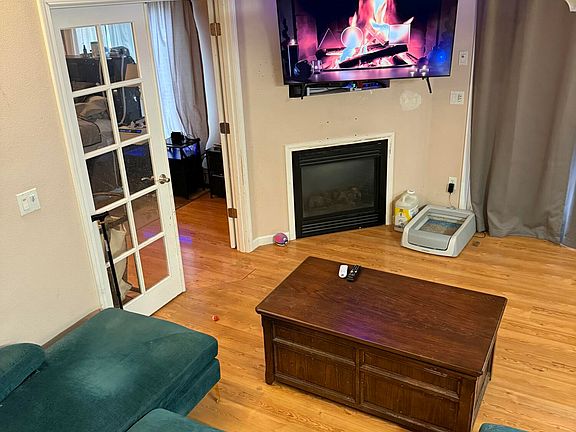 5th image of 16604 Rivers Edge Ln #1