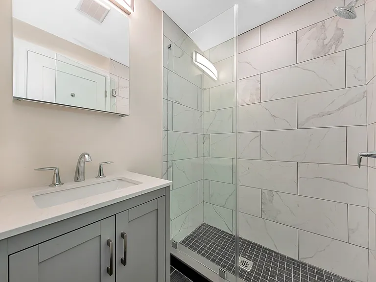 43 Wright Ave #3 — Photo 38