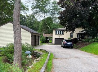 47 Fabyan Woodstock Rd, North Grosvenordale, CT 06255