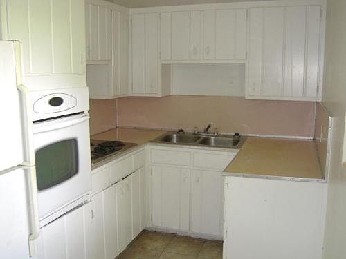 5th image of 24 Alan A Dale Dr