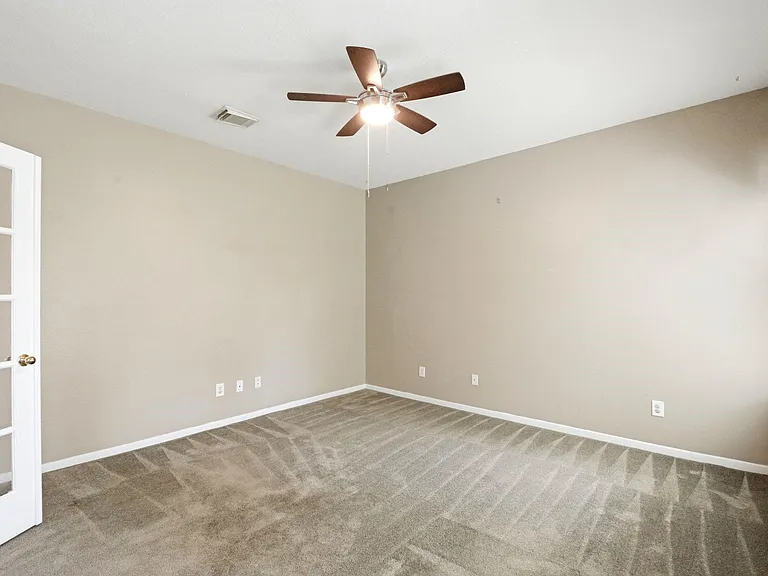 2718 Honeysuckle Walk — Photo 11