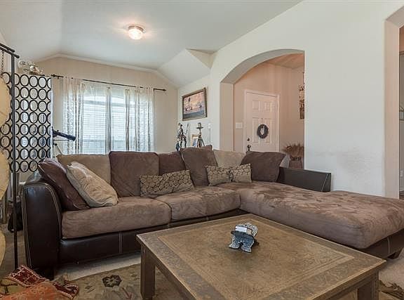 5th image of 724 Palisades Dr