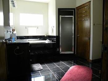 2nd image of 102 Harbor Dr