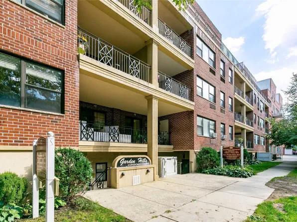 7119 162nd St APT 2H, Fresh Meadows, NY 11365
