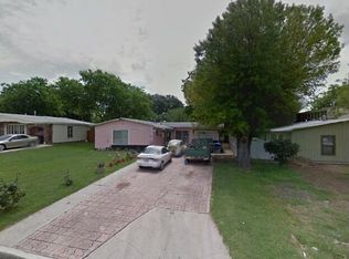 218 Cherry Ridge Dr, San Antonio, TX 78213