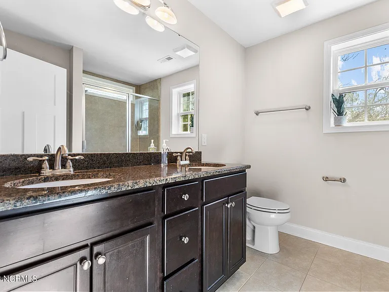 290 Adams Cir — Photo 29