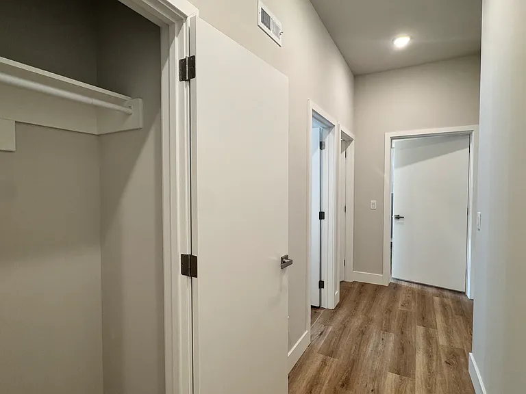 5222-24 Chester Ave #3 — Photo 17