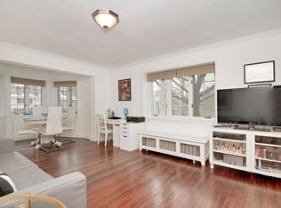 11 Beechtree Ln APT 1B, Bronxville, NY 10708