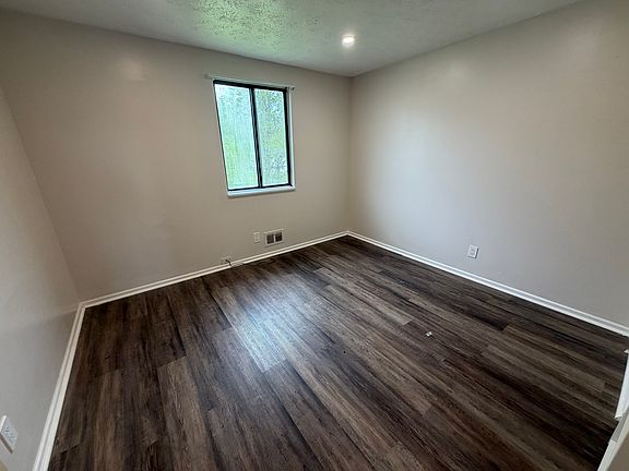 5th image of 1146 County Road 8 #B