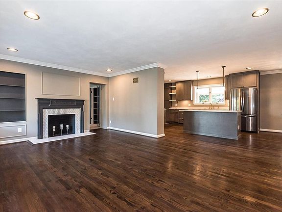 4th image of 6433 Bishops Pl