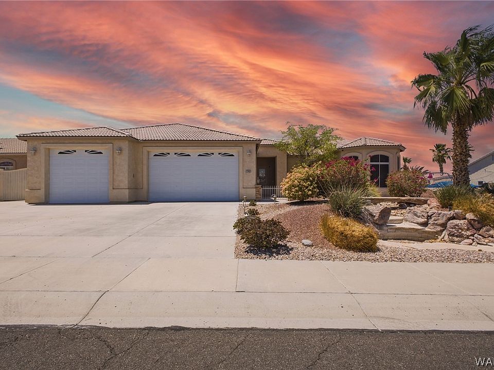 1st image of 2762 Desert Stars Lane