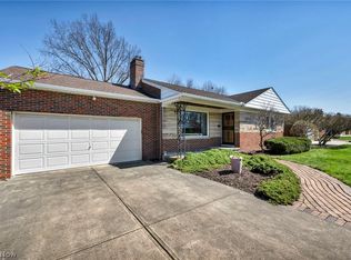 4497 W Ranchview Ave, North Olmsted, OH