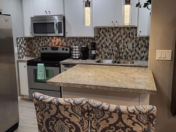 Kitchen wide angle