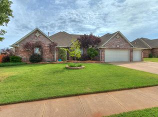 9617 SW 33rd St, Oklahoma City, OK 73179