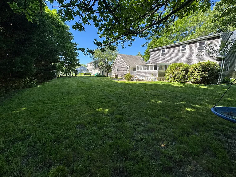 5 Barton Ln — Photo 3