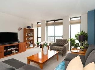 1660 N Lasalle St APT 3908, Chicago, IL 60614