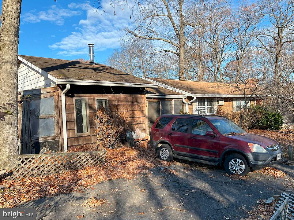 1st image of 301 Baltimore Ave SW