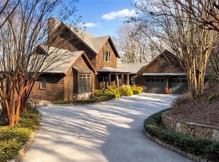 371 Orchard Hills Dr, Clarkesville, GA 30523