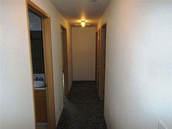 5th image of 6303 Camden Dr