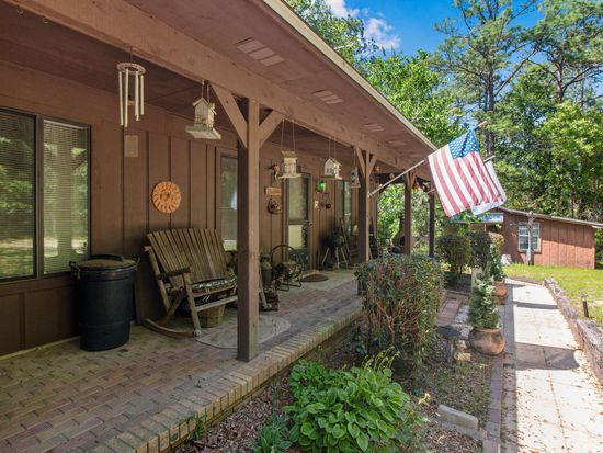 2509 Lakeview Dr S, Crestview, FL 32536