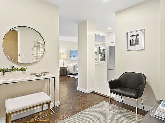 2nd image of 360 W 22nd St APT 6A