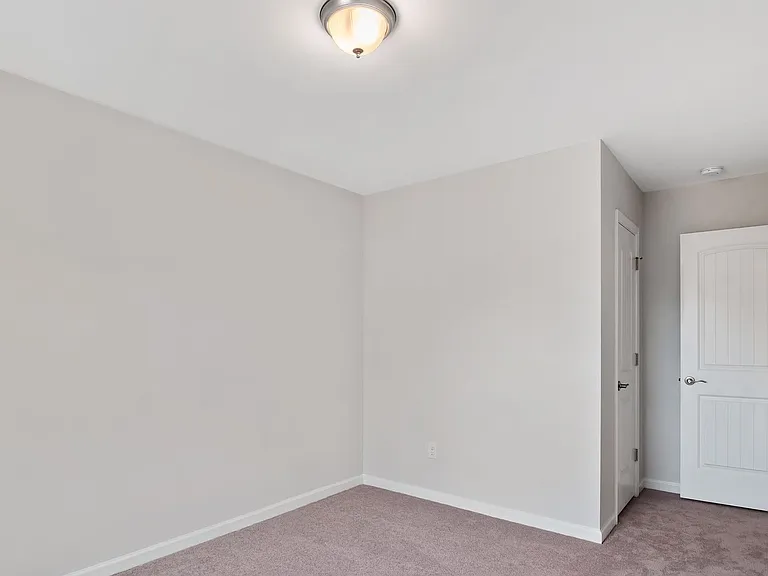 309 Switch St — Photo 9