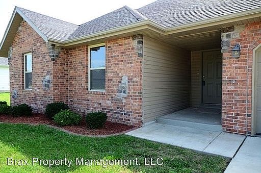 1st image of 208 Eagle Ln