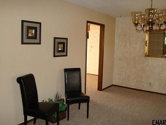 3rd image of 3609 Bland Dr