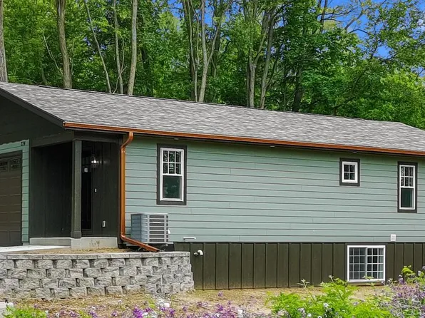 W224 Buena Vista TERRACE, Burlington, WI 53105