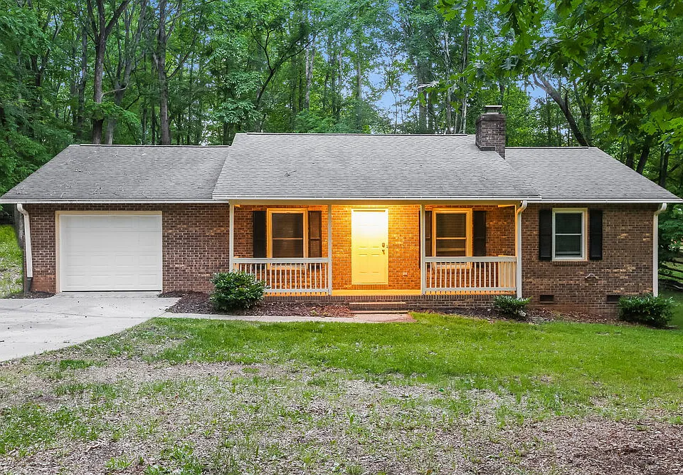 431 Hillcrest Dr