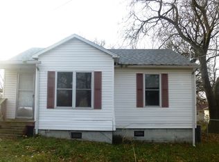 303 E 6th St, Dixon, MO 65459