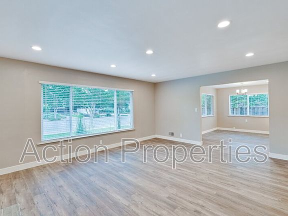 5th image of 681 S 13th St