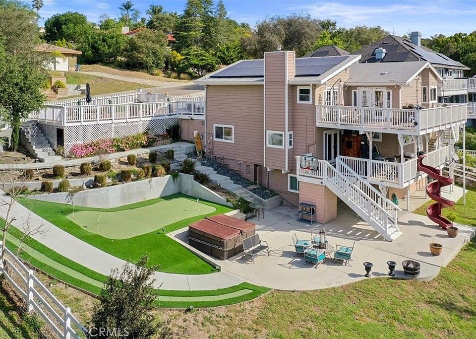 1st image of 1005 Acorn Dr