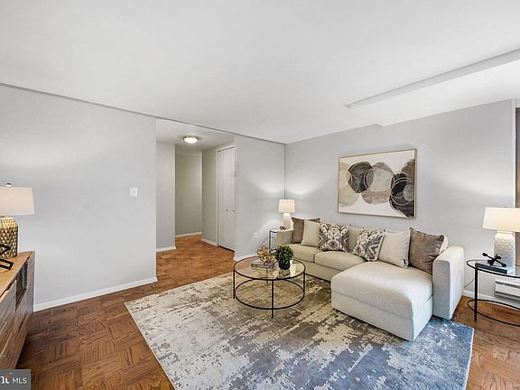 3rd image of 4101 Cathedral Ave NW APT 1006