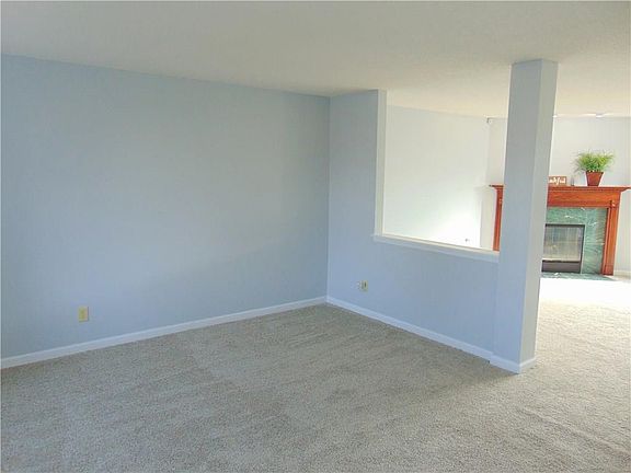 5th image of 1755 Elijah Blue Dr