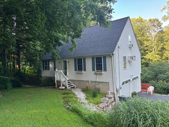 16 Plank Road, Prospect, CT 06712