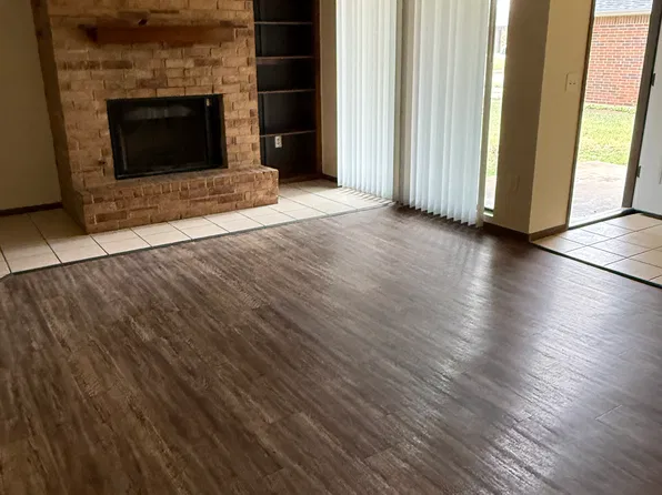 323 W Nimrod Rd, Edmond, OK 73003