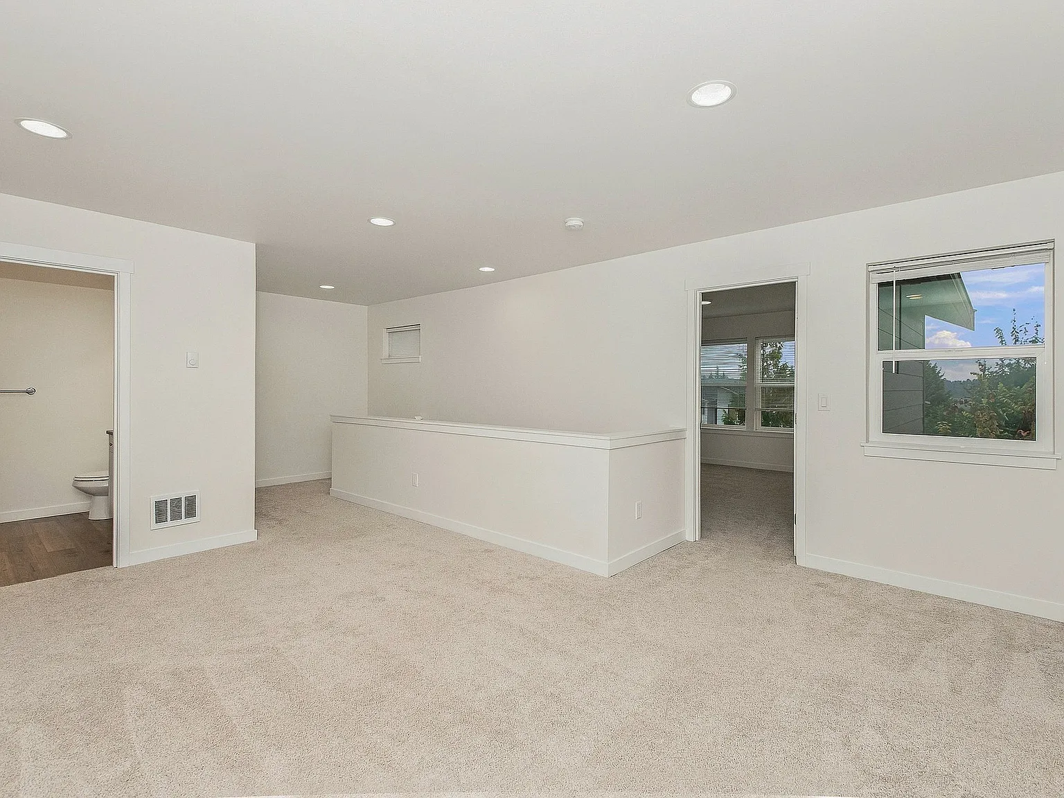 1166 E Grover St — Photo 2