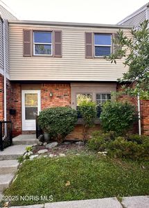 11 Meadowbrook Dr, Perrysburg, OH, 43551