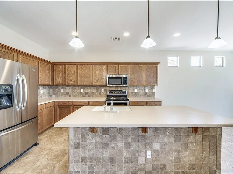 2307 W Spur Dr — Photo 13